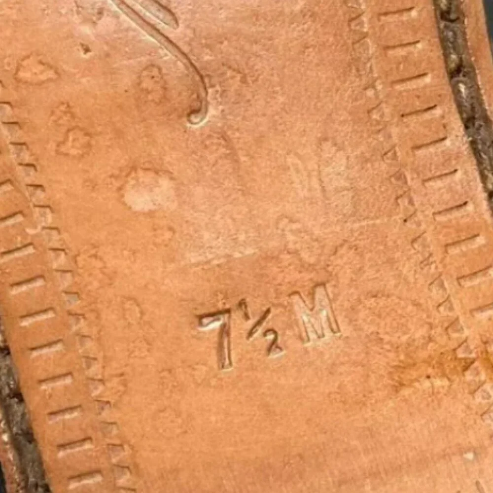 Mezlan tuxedo spanish